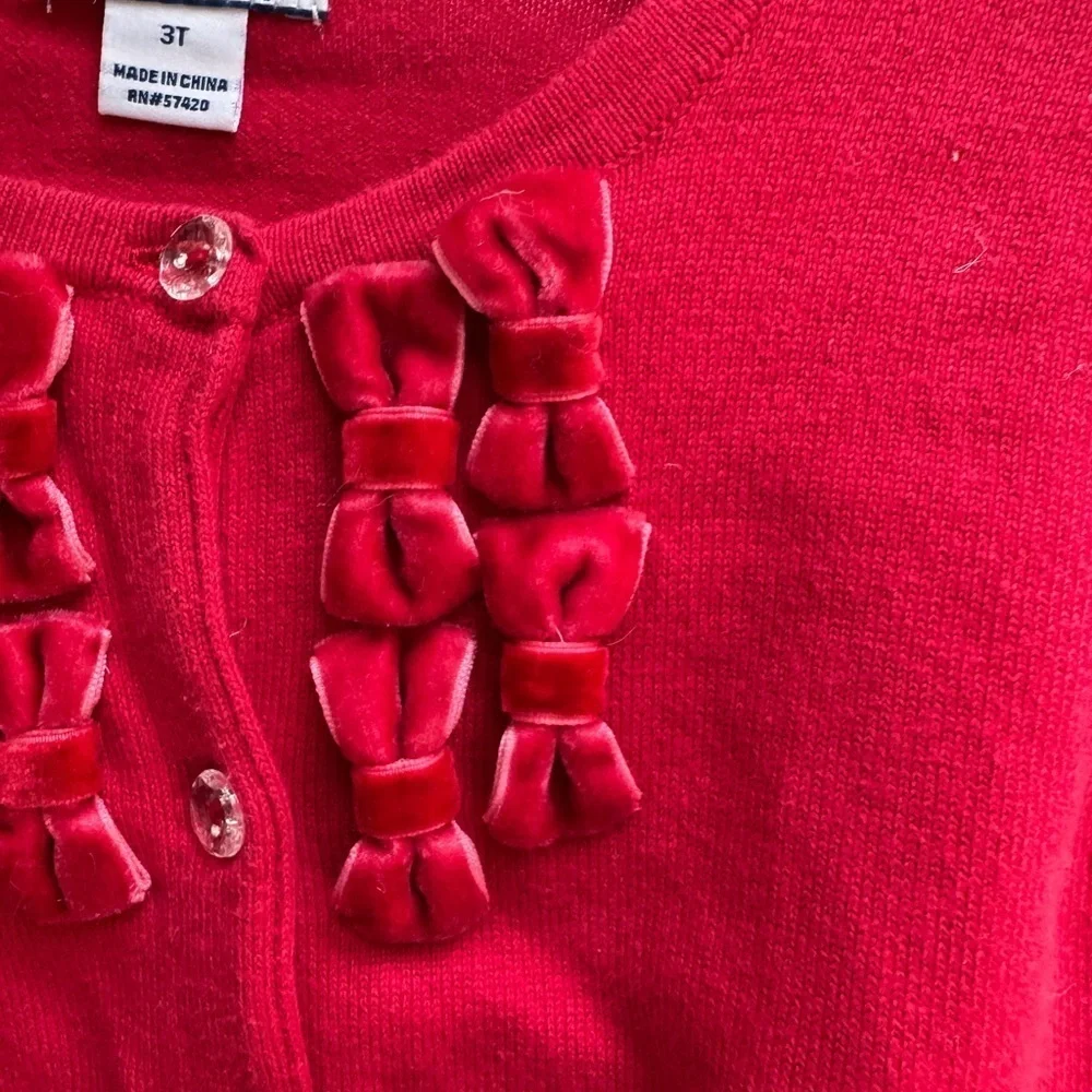 Hartstrings 3T Girls Red Bow Button Down Sweater - Picture 2 of 6
